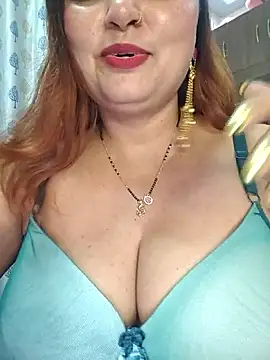 Dianaa9 online show from 04-29-26, 05:17