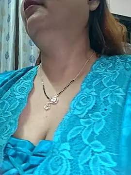 Dianaa9 online show from 05-07-26, 03:06