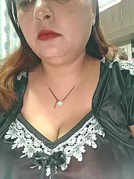 Dianaa9 online show from 05-15-26, 08:21