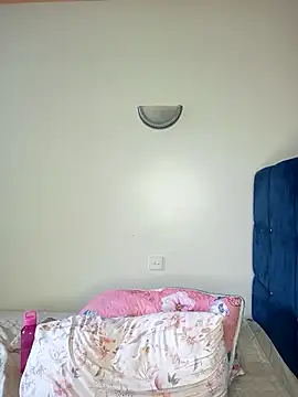 Snapshot of Toomuch_Squirt chatting on 02-15-25, 08:44 Toomuch Squirt online show from 02-15-25, 08:44