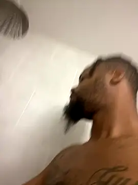 Snapshot of curvedicbandit6_2 chatting on 09-17-25, 02:08 curvedicbandit6 2 online show from 09-17-25, 02:08