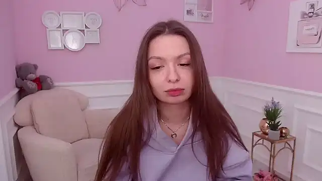 LucySkilar online show from 12-03-24, 05:31