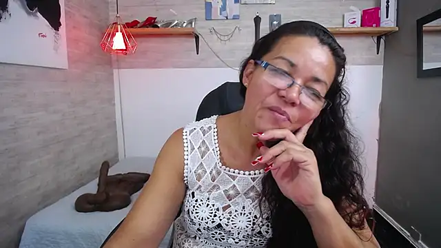 MaturePure online show from 10-17-25, 08:11