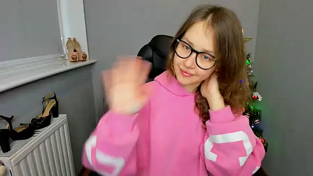 AfinaCutie online show from 01-04-25, 07:34