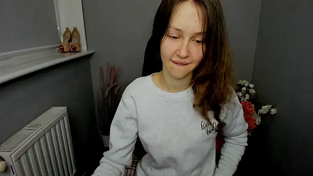 AfinaCutie online show from 02-08-25, 07:37