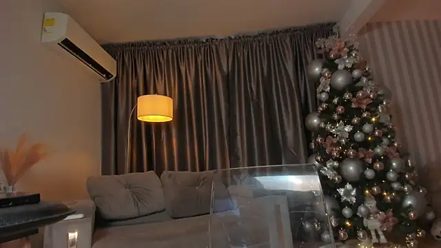 HannaByron online show from 12-12-24, 05:10