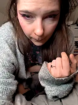 mamiedonuts online show from 01-30-25, 01:10