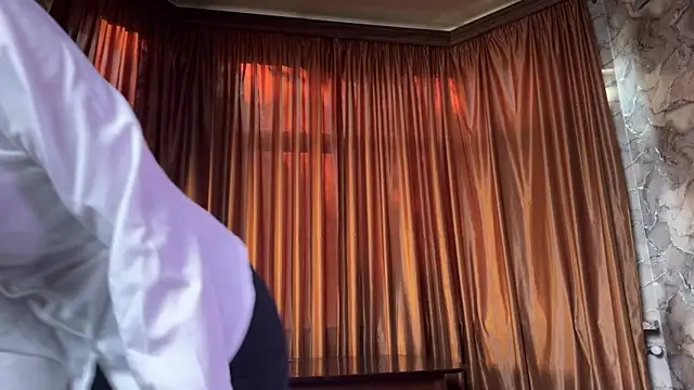 Eerectioneering online show from 04-25-26, 02:36