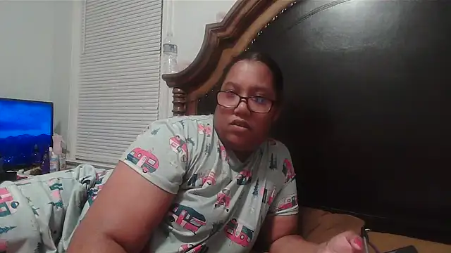 ebonyred online show from 11-09-25, 12:42