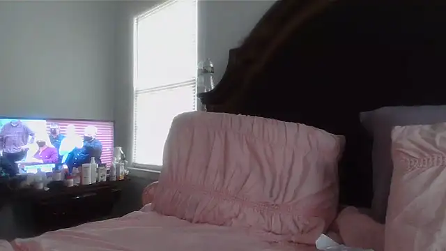 ebonyred online show from 05-09-26, 04:34