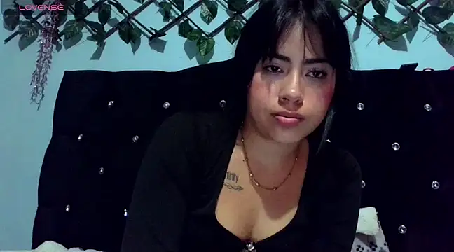 sylvana 19 online show from 03-01-25, 07:51