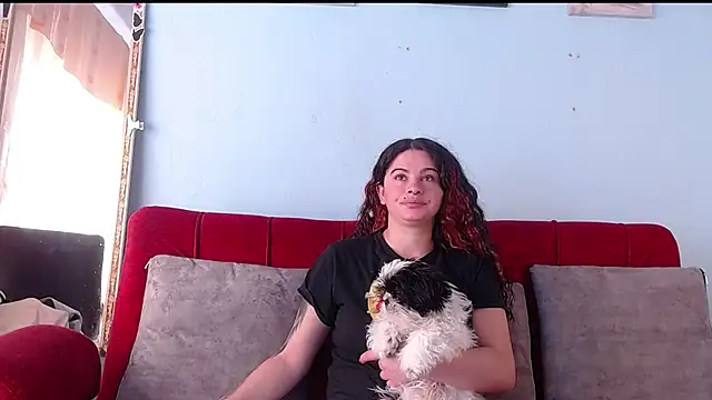 Snapshot of Tamararios chatting on 10-09-25, 08:40 Tamararios online show from 10-09-25, 08:40