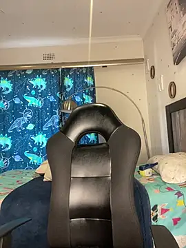 Honeycoco0211 online show from 02-09-25, 05:08