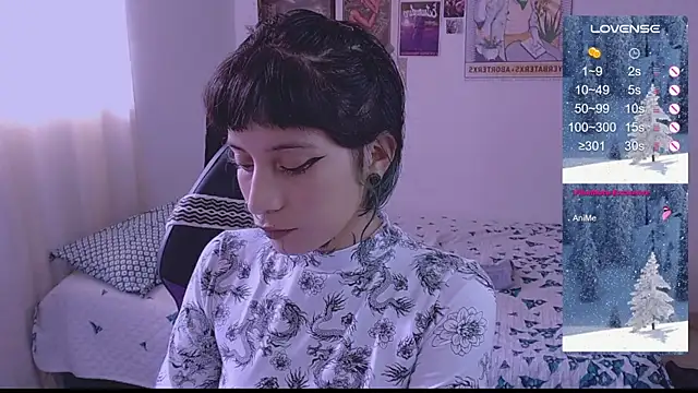 Snapshot of _Apola_77 chatting on 12-18-24, 07:52  Apola 77 online show from 12-18-24, 07:52