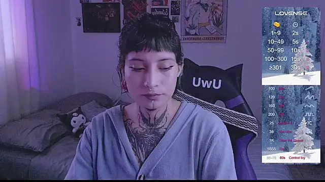 Snapshot of _Apola_77 chatting on 12-22-24, 08:36  Apola 77 online show from 12-22-24, 08:36