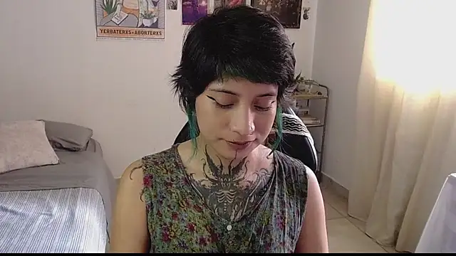 Snapshot of _Apola_77 chatting on 01-15-25, 07:23  Apola 77 online show from 01-15-25, 07:23