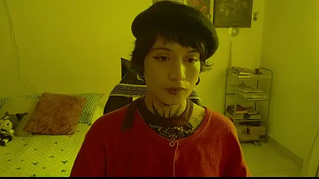 Snapshot of _Apola_77 chatting on 02-13-25, 07:42  Apola 77 online show from 02-13-25, 07:42