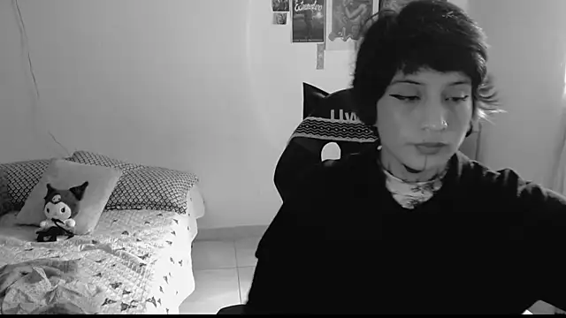 Snapshot of _Apola_77 chatting on 02-21-25, 04:37  Apola 77 online show from 02-21-25, 04:37