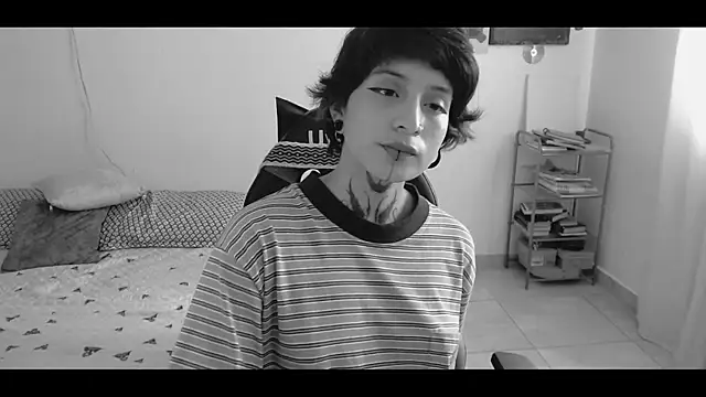 Snapshot of _Apola_77 chatting on 02-23-25, 06:34  Apola 77 online show from 02-23-25, 06:34