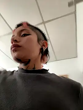 Snapshot of _Apola_77 chatting on 09-24-25, 03:59  Apola 77 online show from 09-24-25, 03:59