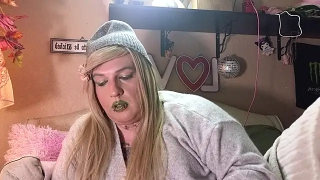 Blakelytgirl online show from 02-13-25, 06:59
