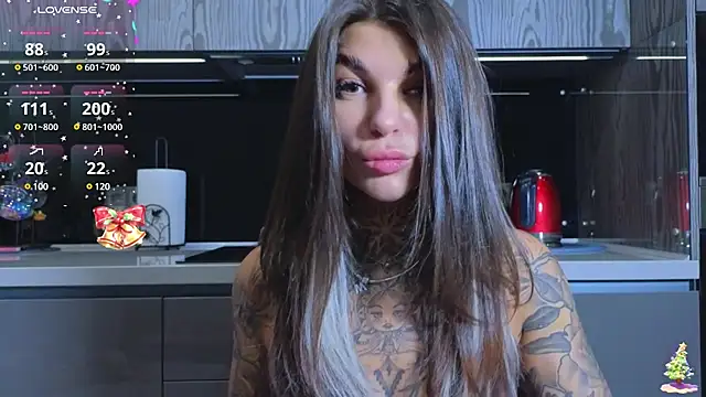 tattooedBabyy online show from 12-30-24, 04:19
