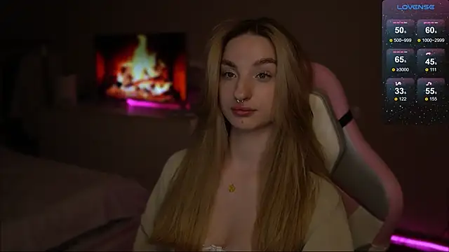 Lexy kiky online show from 03-23-25, 12:15