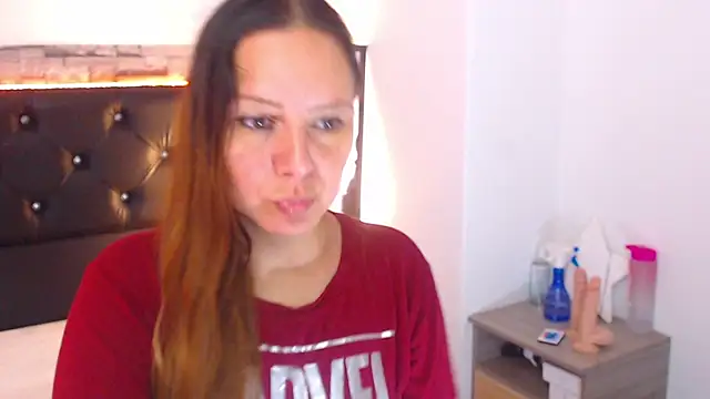 camila delarosa online show from 03-17-25, 02:56