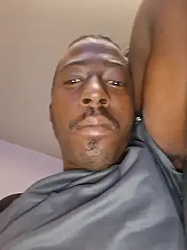chocolatemeatstick25 online show from 04-29-26, 09:32