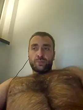 Snapshot of TIGERRR86 chatting on 09-17-25, 10:11 TIGERRR86 online show from 09-17-25, 10:11
