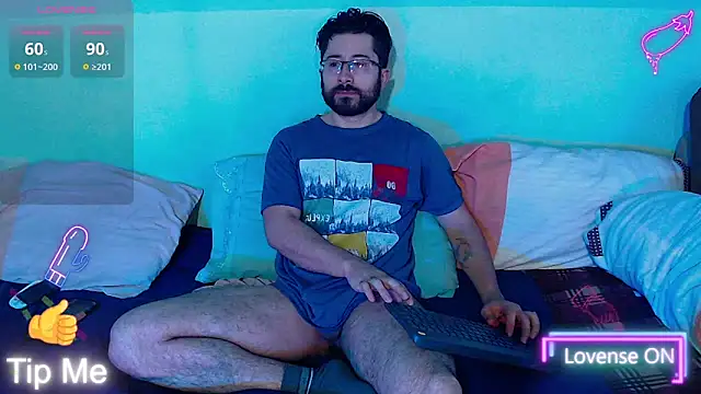 teddy foster online show from 10-15-25, 01:11