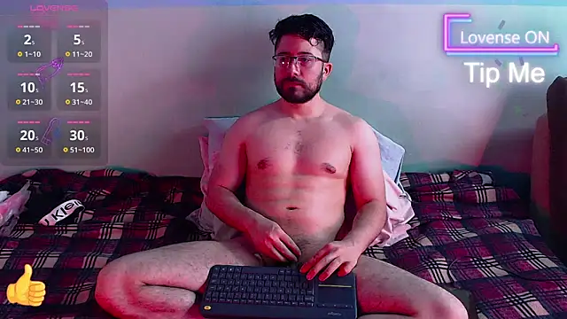 Snapshot of teddy_foster chatting on 03-03-26, 06:03 teddy foster online show from 03-03-26, 06:03