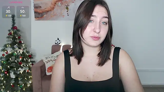 Snapshot of ElmiraPowers chatting on 12-30-24, 03:13 ElmiraPowers online show from 12-30-24, 03:13