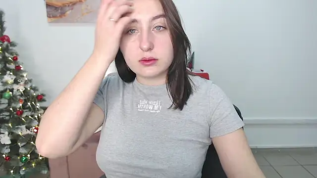 Snapshot of ElmiraPowers chatting on 01-07-25, 12:41 ElmiraPowers online show from 01-07-25, 12:41