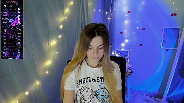 Sweet me  online show from 01-19-25, 07:36