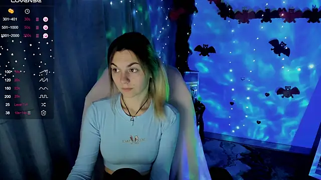 Sweet me  online show from 10-20-25, 06:03