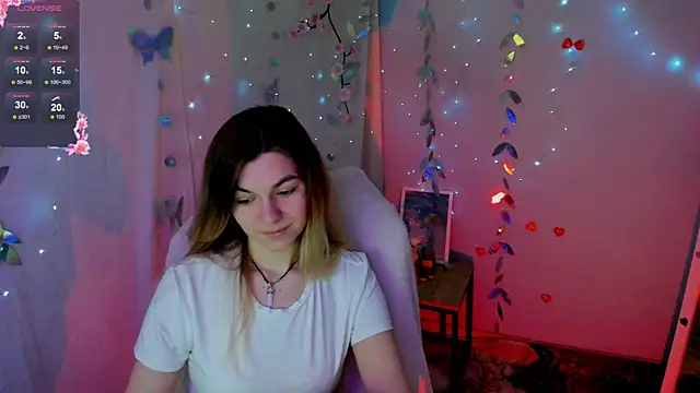 Snapshot of Sweet_me_ chatting on 04-24-26, 05:43 Sweet me online show from 04-24-26, 05:43