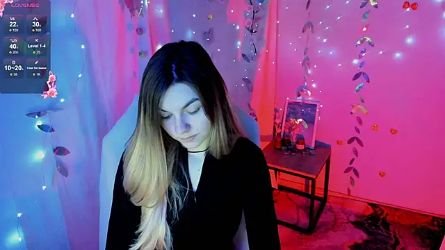 Snapshot of Sweet_me_ chatting on 05-01-26, 05:12 Sweet me online show from 05-01-26, 05:12