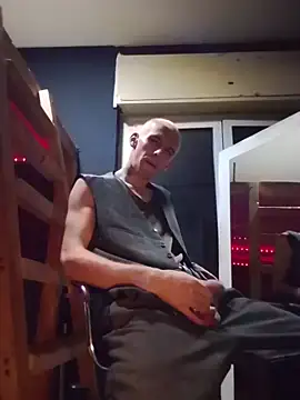 MillennialC0CK online show from 11-26-25, 07:04