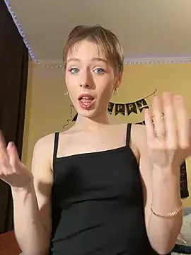 Crayzy Luv online show from 03-09-25, 07:26