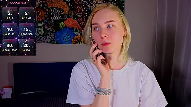 Crayzy Luv online show from 03-28-26, 04:56