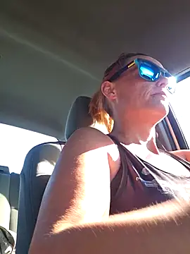 Dixiefaye Pika online show from 03-12-25, 08:52