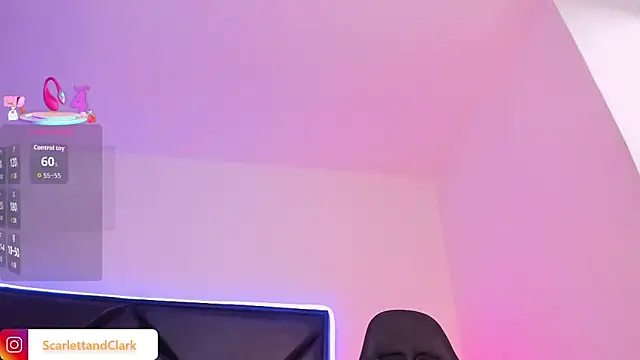 ScarlettAndClark online show from 10-29-25, 01:19