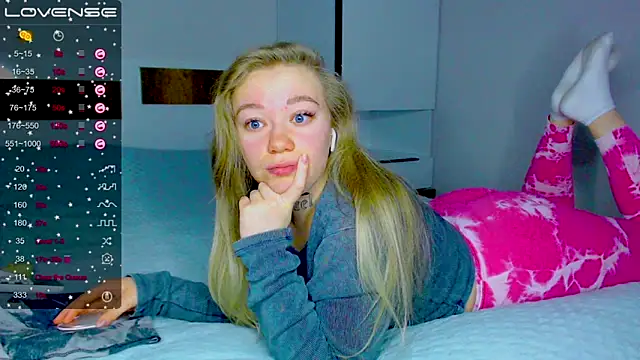 kitti kaattt online show from 12-06-24, 03:08