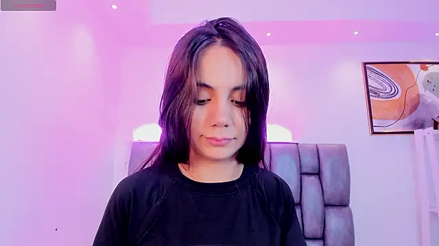 Snapshot of martina_mancini chatting on 02-17-26, 12:12 martina mancini online show from 02-17-26, 12:12