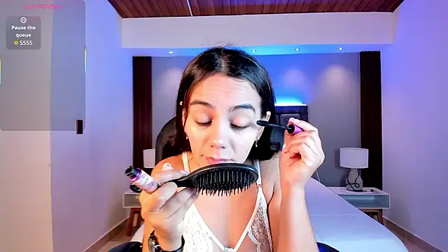 Snapshot of martina_mancini chatting on 03-09-26, 11:25 martina mancini online show from 03-09-26, 11:25