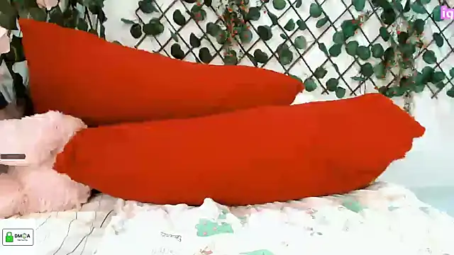 Snapshot of emyhouston00 chatting on 12-03-24, 01:41 emyhouston00 online show from 12-03-24, 01:41