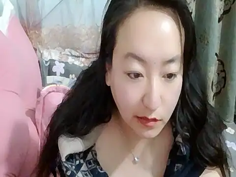 Snapshot of Xylona666 chatting on 02-05-25, 01:54 Xylona666 online show from 02-05-25, 01:54