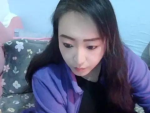 Snapshot of Xylona666 chatting on 12-02-25, 04:57 Xylona666 online show from 12-02-25, 04:57