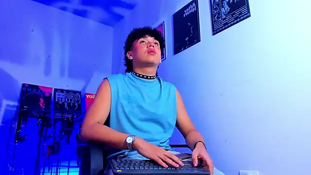 GaelOconnerr online show from 02-08-25, 04:03